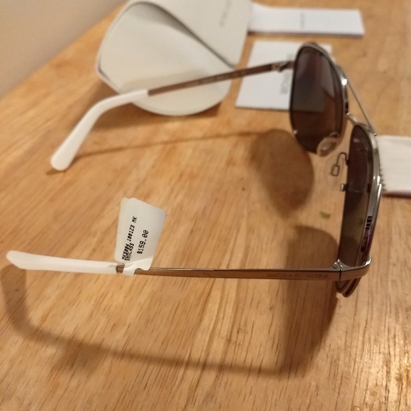 Michael Kors Sunglasses 5004 Chelsea 1001z3 - Picture 2 of 3
